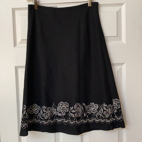 LOFT Black Skirt A-Line Size 4 - Picture 2 of 7